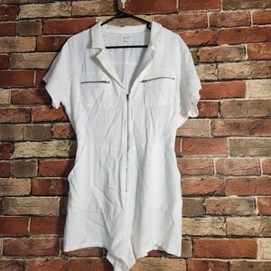 Le Lis White Linen Blend Zip Up Romper Size Large